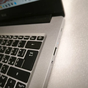 Laptop Acer Aspire A114-33