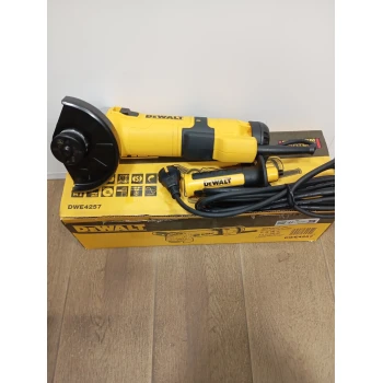 DeWalt DWE4257