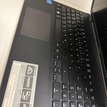 Laptop Acer Aspire ES15
