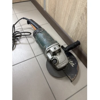 Polizor unghiular Makita 9069
