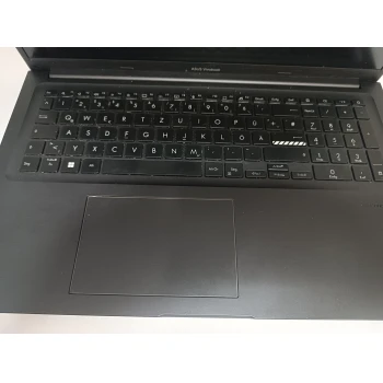 Laptop Asus VivoBook K3704 V