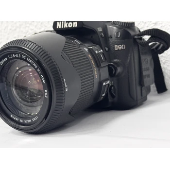 Aparat foto Nikon Digital Camera D90