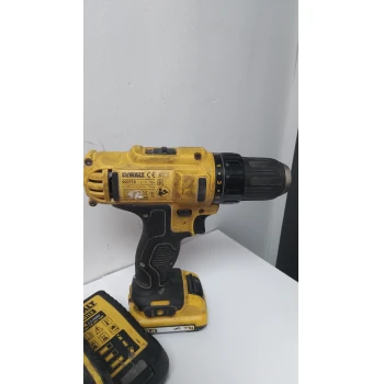 Masina de gaurit cu percutie DeWalt DCD710