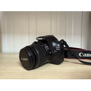 Canon D1100 DS126291