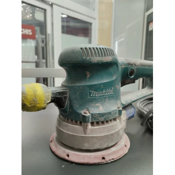 Masina de slefuit Makita B06030