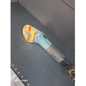 Polizor unghiular Makita 9565CR