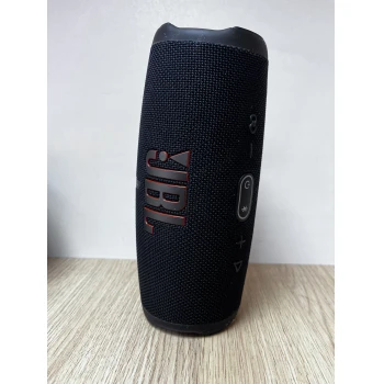 JBL Charge 5