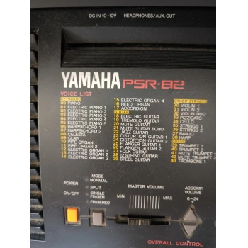 Claviatură portabilă Yamaha PSR-F52