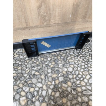 Aparat manual de taiat hârtie si carton Dahle 502