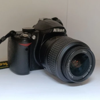 Aparat foto Nikon D3000 Black