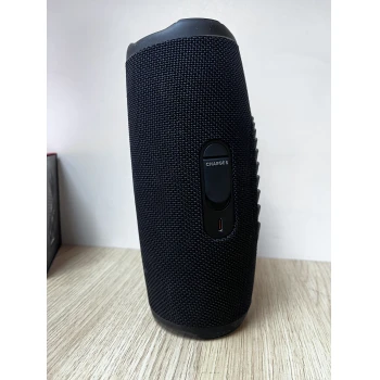 JBL Charge 5