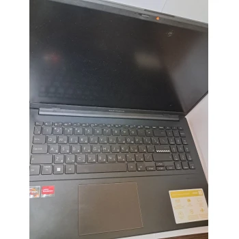 Laptop Asus Vivobook GO E1504FA