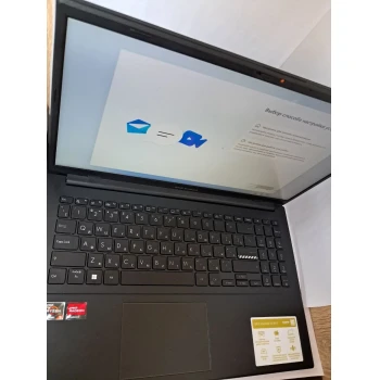 Laptop Asus Vivobook GO E1504FA