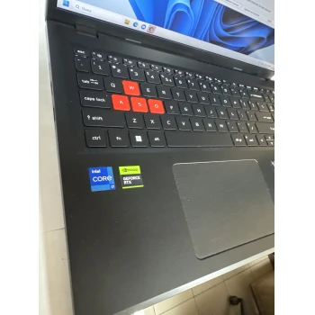 Laptop Acer Nitro NL16-71G