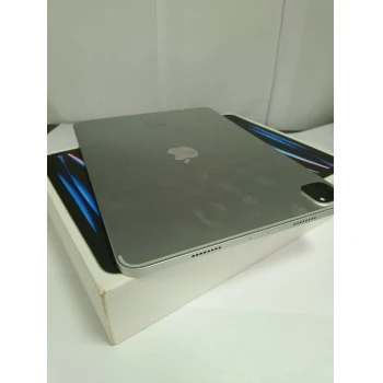 Apple iPad Pro 11-inch (M4)