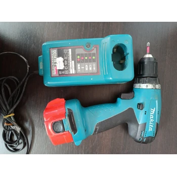 Masina de insurubat Makita 62 71D