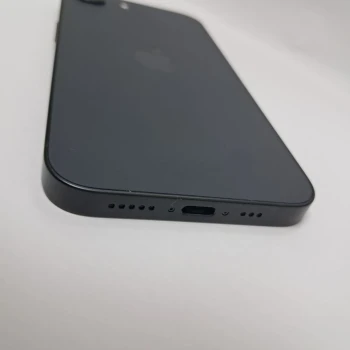 Apple iPhone 16e 128GB Black