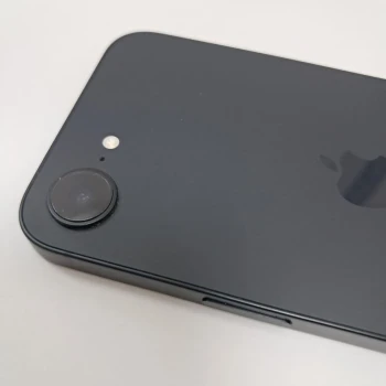 Apple iPhone 16e 128GB Black