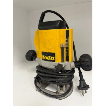 Mașină de Frezat Verticala Dewalt