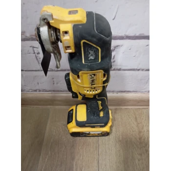 Polizor unghiular DeWalt DC355