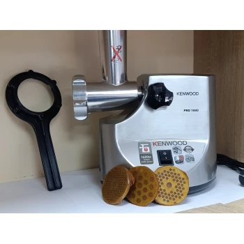 Masina de tocat Kenwood Pro 1600