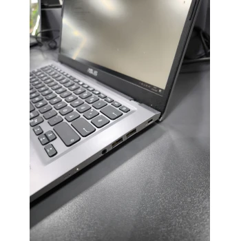 Laptop Asus NoteBook R465J