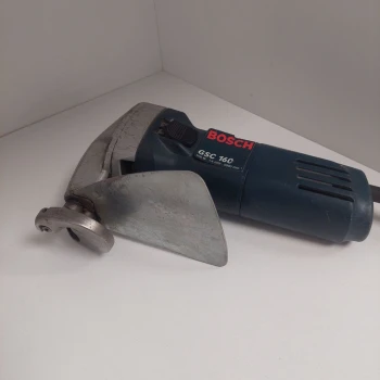 Foarfeca electrica de taiat metal Bosch GSC 160