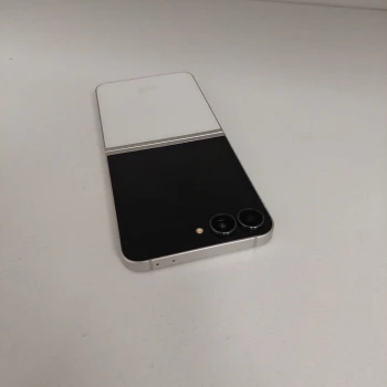 Telefon Samsung Galaxy Zflip 7FE 256 GB White