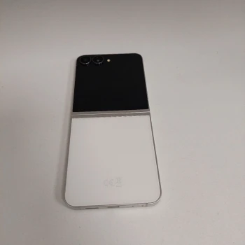 Telefon Samsung Galaxy Zflip 7FE 256 GB White