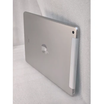 Apple iPad 8 128 GB Silver