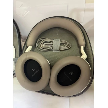 Casti Sennheiser Momentum 4