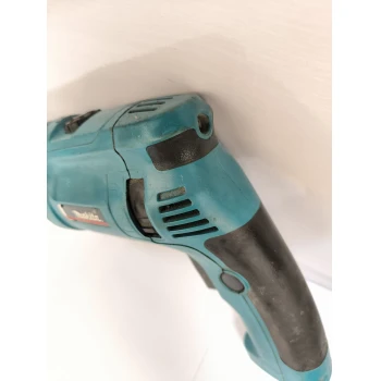 Masina de gaurit cu percutie Makita HP2071