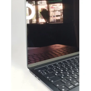 Apple Macbook Air 14" M3 (2024) 8/245GB Midnight