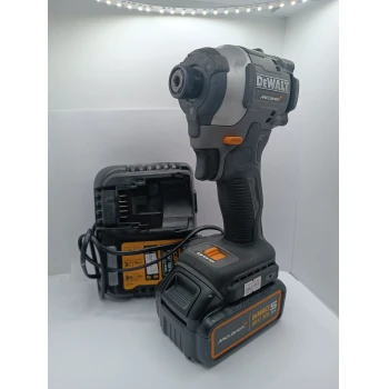 Mașină de înșurubat Dewalt