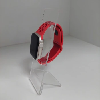 Apple Watch se2 40mm Red