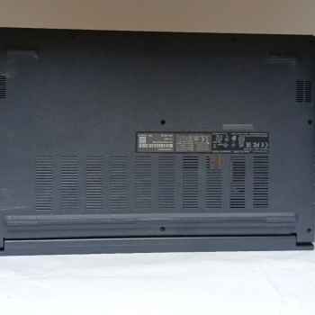 Asus VivoBook 15X  4/256 GB Black