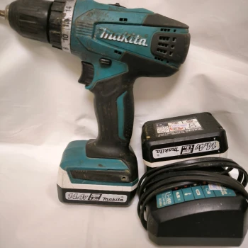 Șurubelniță Makita DF247D
