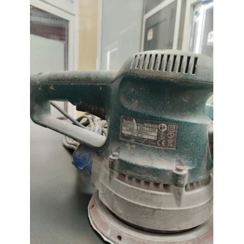 Masina de slefuit Makita B06030