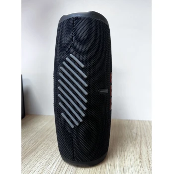 JBL Charge 5