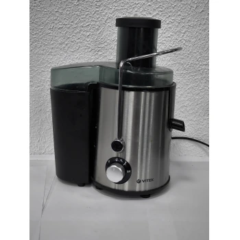 Storcător de suc centrifugal Vitek VT-3652