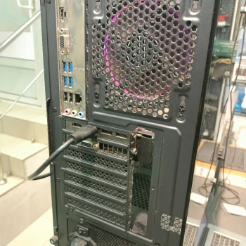 Calculator Intel Core i5-9500F 16/1TB Radeon RX580