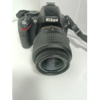 Aparat foto Nikon D5100