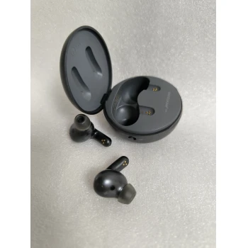 LG Tone-FP9