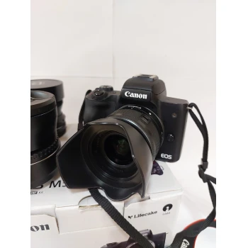 Canon EOS M50 +EF-M 15-45 IS STM Black