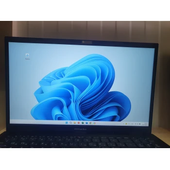 Laptop Asus ExpertBook B1502CVA