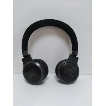 JBL Live 460 NC