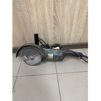 Polizor unghiular Makita 9069