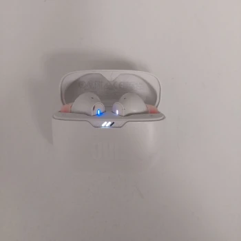 Casti JBL Tune 230NC