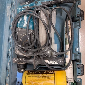 Makita HR2470