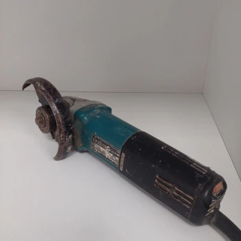 Polizor unghiular Makita 9565 cvr